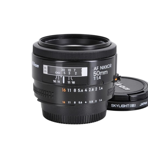 Nikon nikkor f 1 - mm, f/1,4
